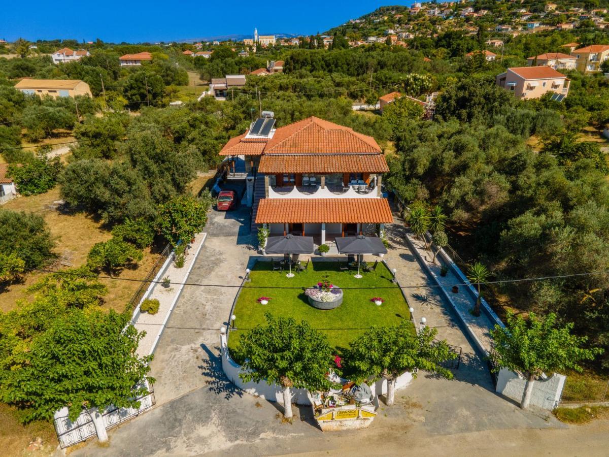 Afroditi Holiday Home - Blue Apartment Svoronata Exterior photo